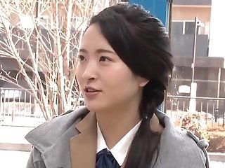 220122女子校生二人を誘ってセックスb